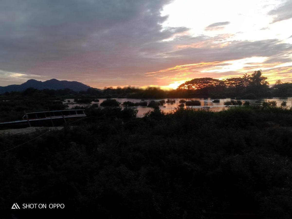 Sompong Sunset View Guest House Ban Dondét Екстериор снимка