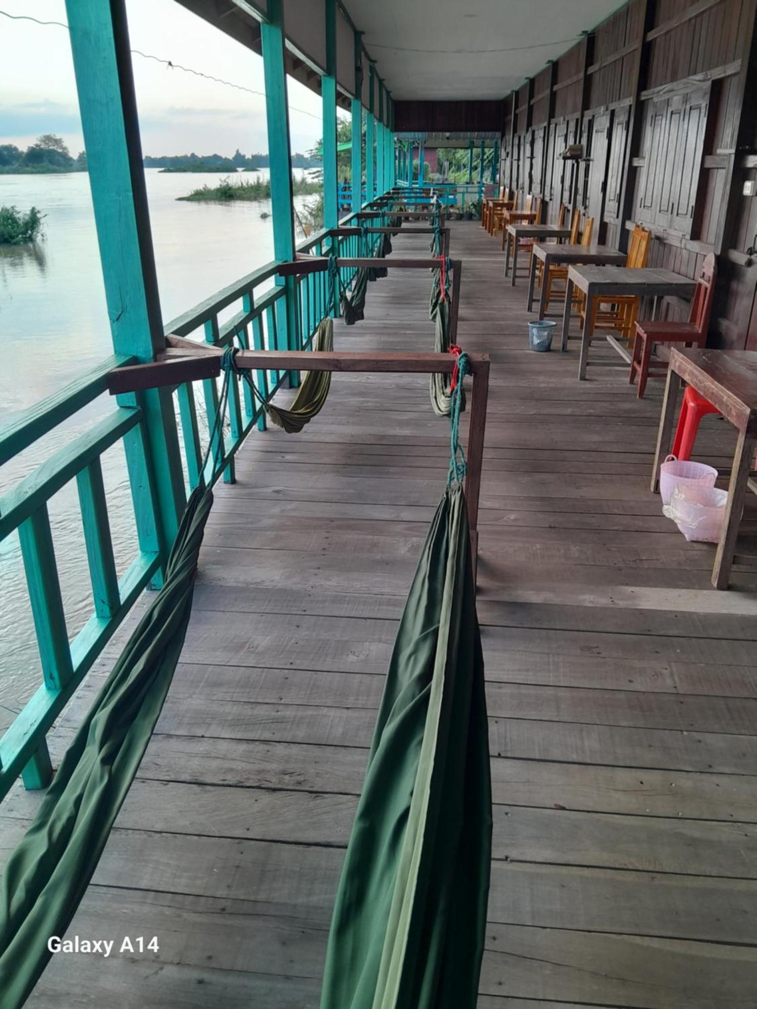 Sompong Sunset View Guest House Ban Dondét Екстериор снимка